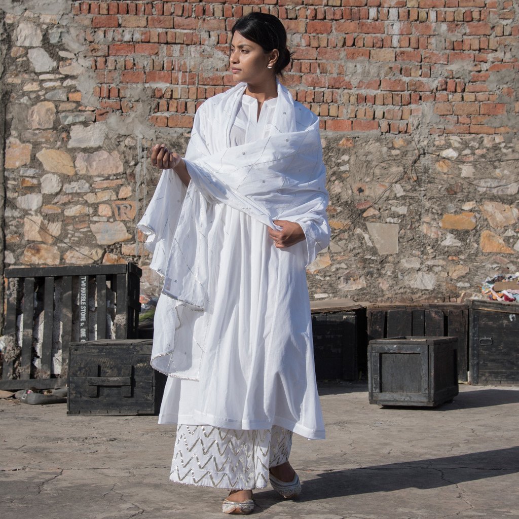 MOGRA (Dupatta-White)