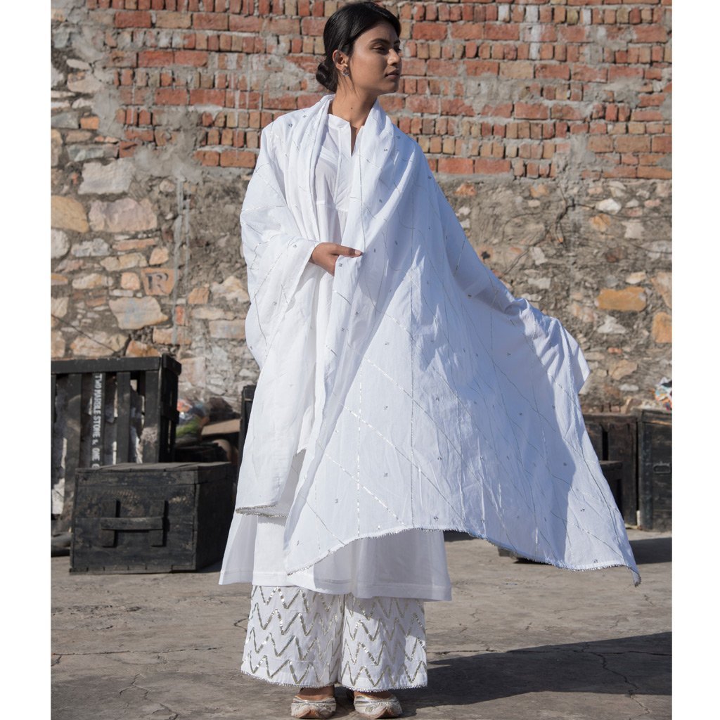 MOGRA (Dupatta-White)