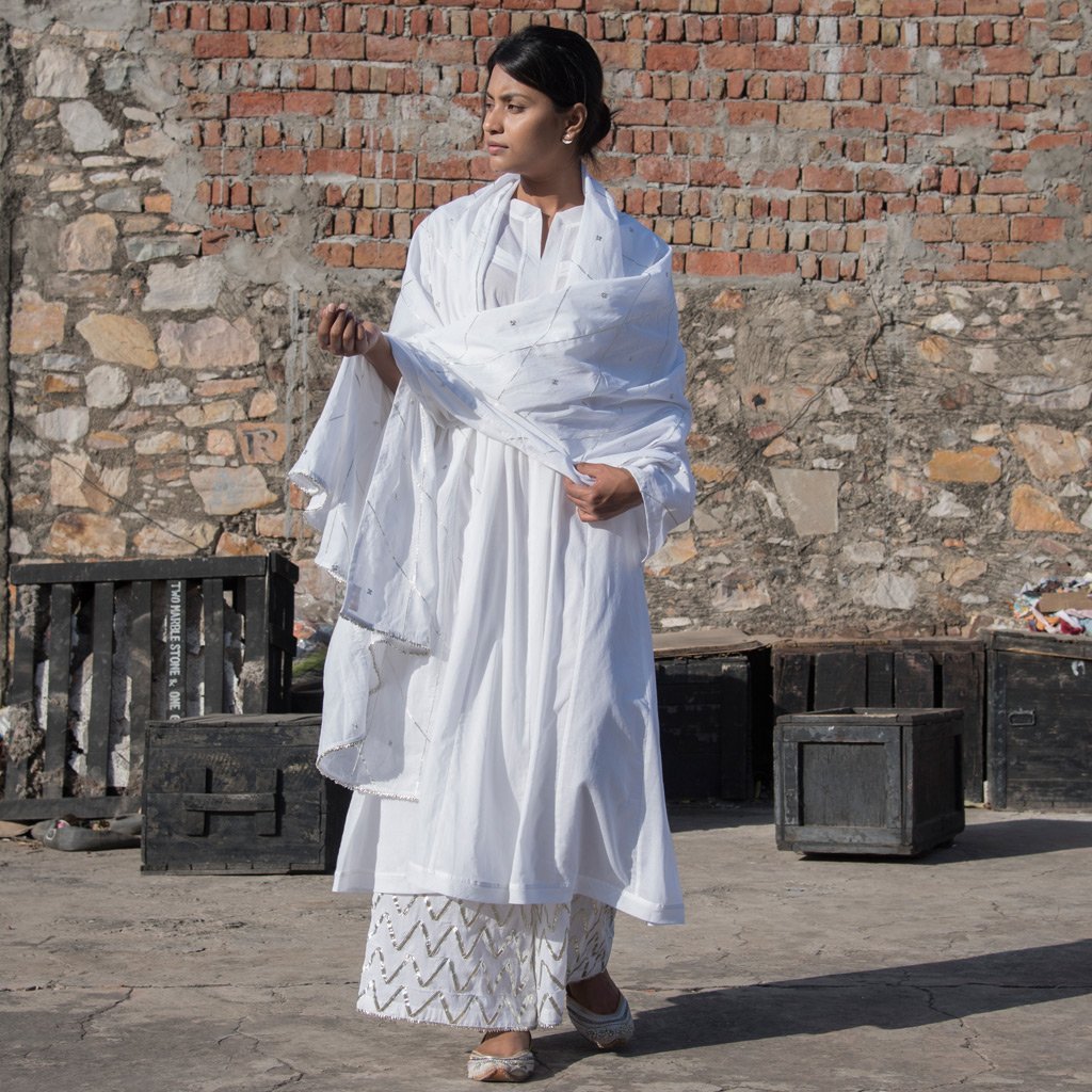 MOGRA (Dupatta-White)