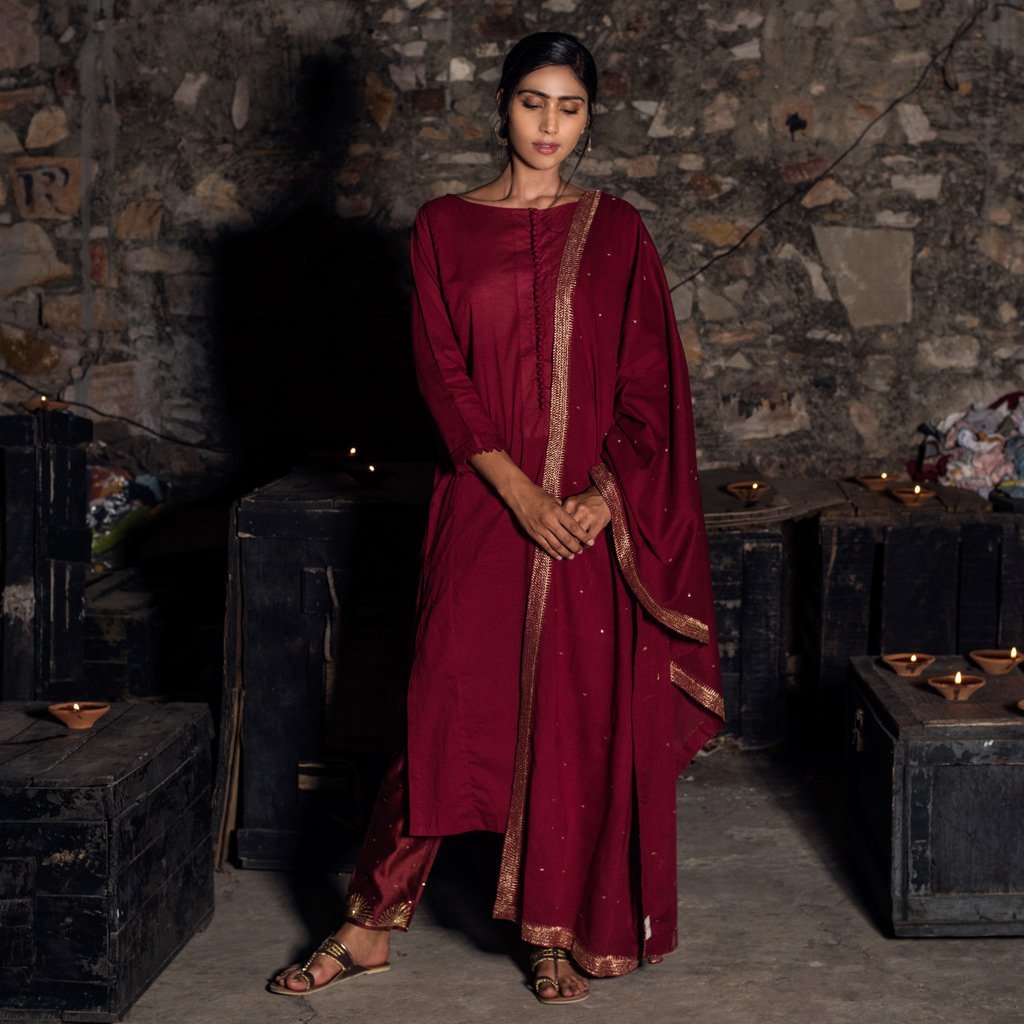 SUHASINI (Dupatta-Maroon)