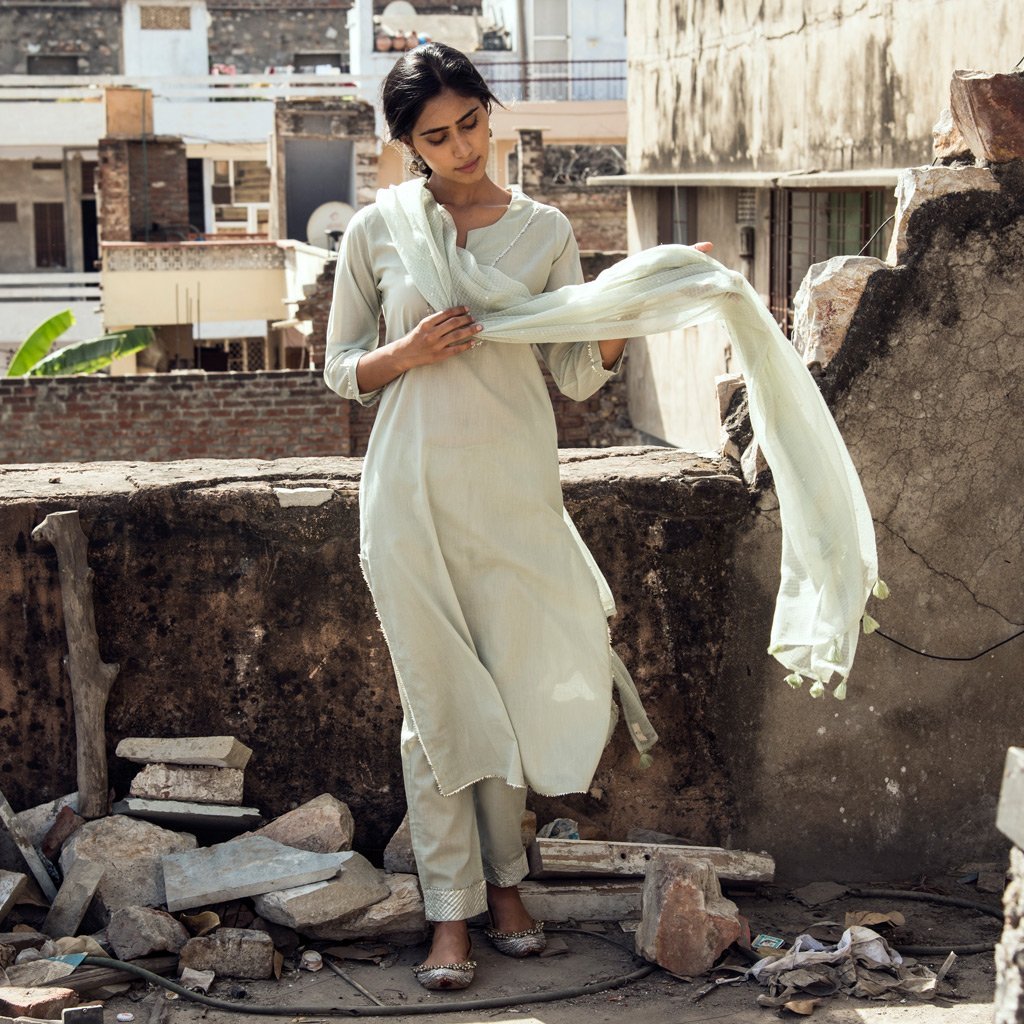 TAAREEF (Dupatta-Sage Green)