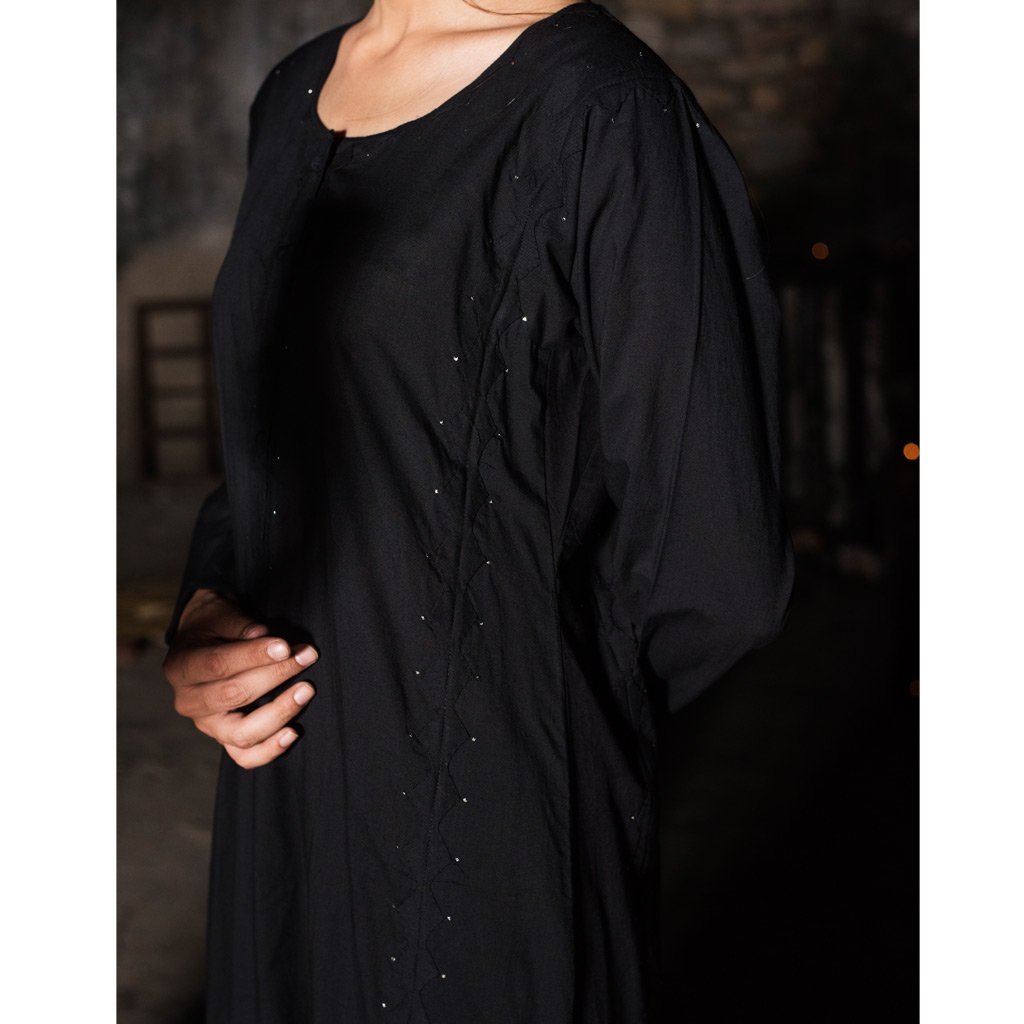 RAAT RANI (Kurta/Dress-Black)