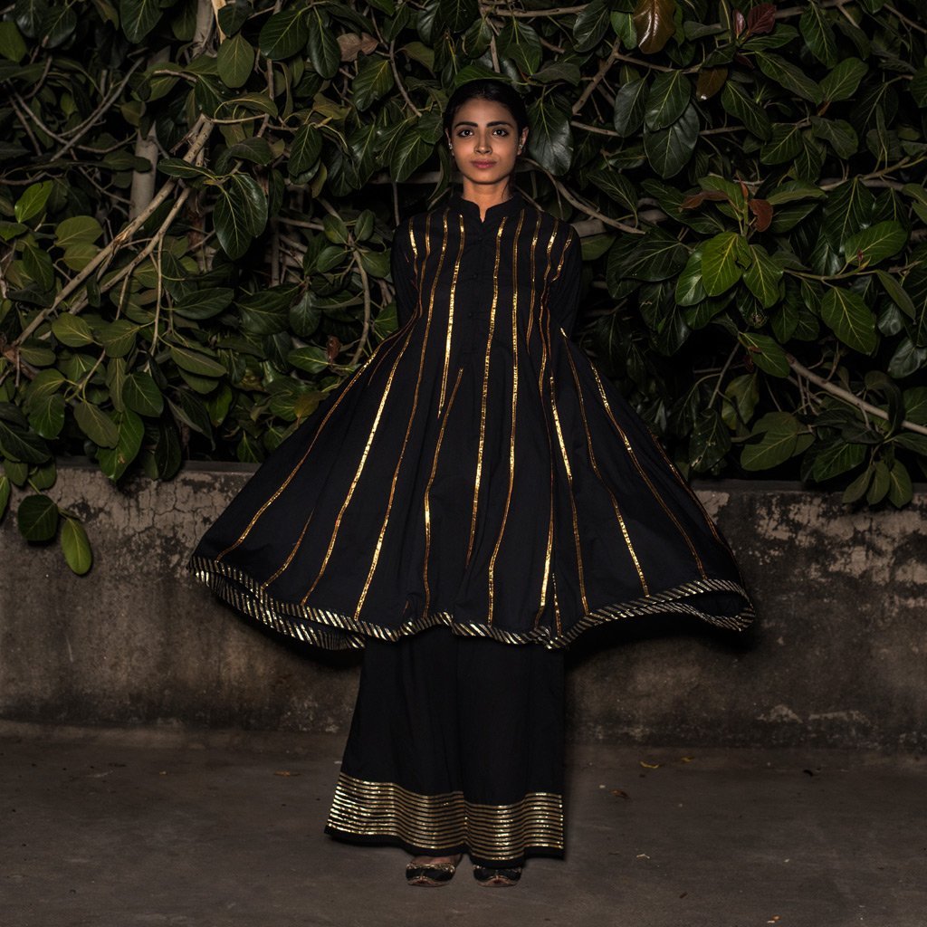 VEDAA (Kurta/Dress-Black)