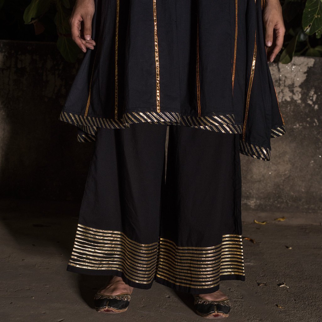 VEDAA (Kurta/Dress-Black)